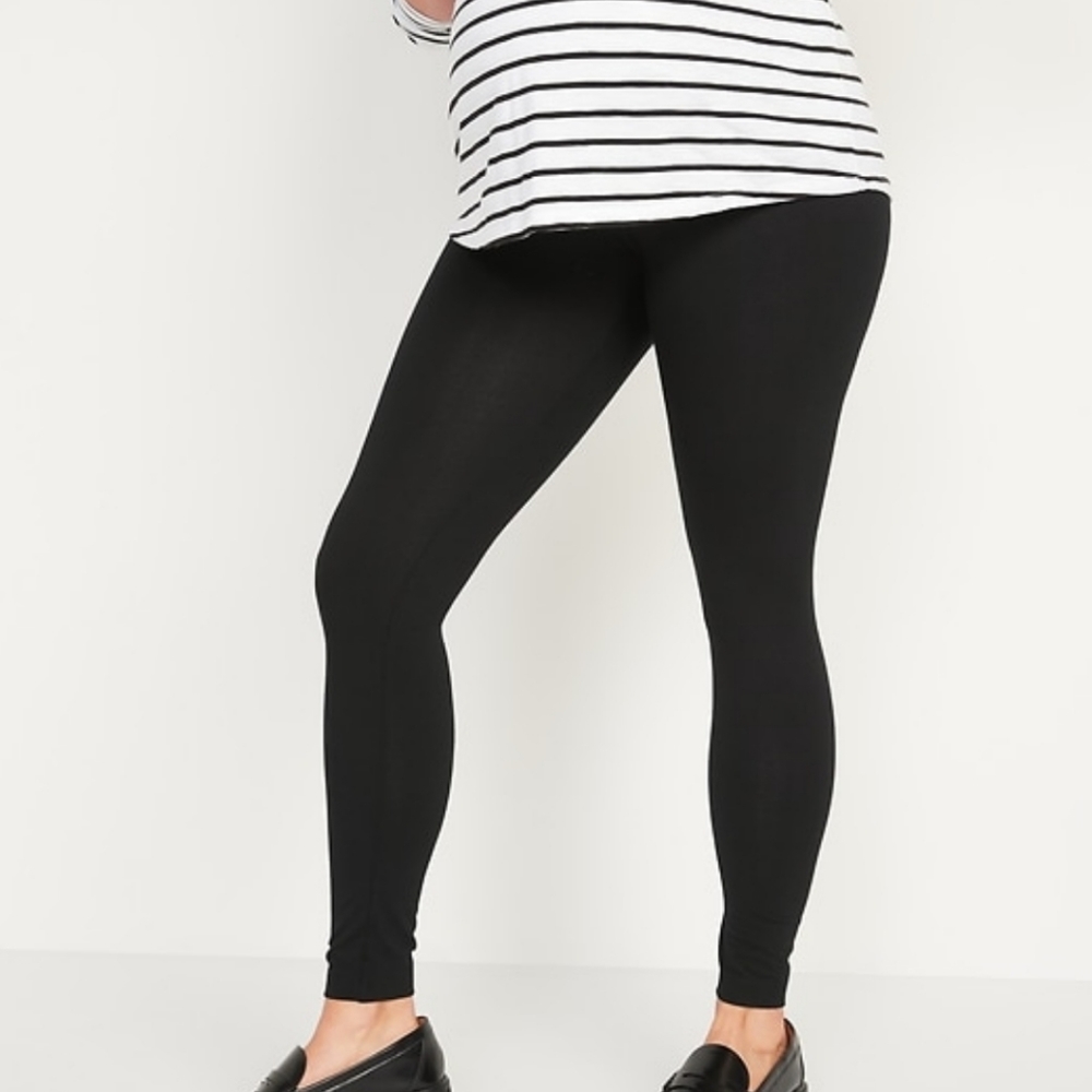 NWT Maternity leggings 2 pack